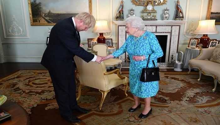 A legal defeat for Boris Johnson would leave him open to charges that he effectively lied to Queen Elizabeth II (Photo: AFP) 