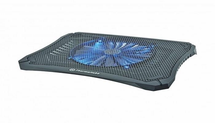 2. Thermaltake

Massive V20

Price: BDT 1,350/-

Number of Fans: 1

Highlight: Giant fan to take care of all cooling needs for laptops as large as 17-inches