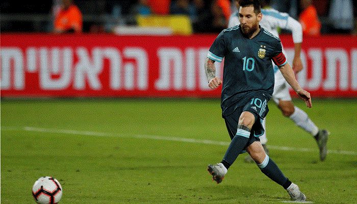 Lionel Messi scores late equaliser for Argentina in their friendly fixture against Uruguay in Tel Aviv on Monday. Photo: Reuters