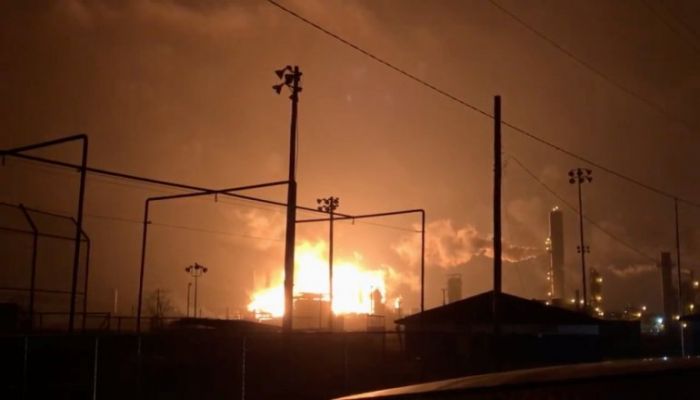 Chemical Plant Explosion Forces Evacuation in Texas 