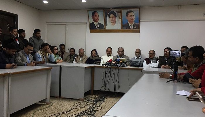 Bangladesh Nationalist Party secretary general Mirza Fakhrul Islam Alamgir addresses a press conference at the party’s Naya Paltan office in Dhaka on December 26, 2019. Photo: Collected