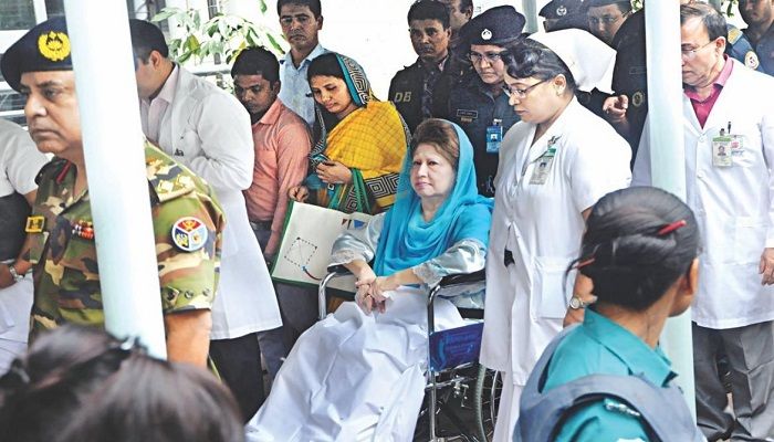 File photo, BNP Chairperson Khaleda Zia, imprisoned in the Zia Orphanage Trust graft case, is seen being taken to Dhaka's BSMMU for medical examination. Collected