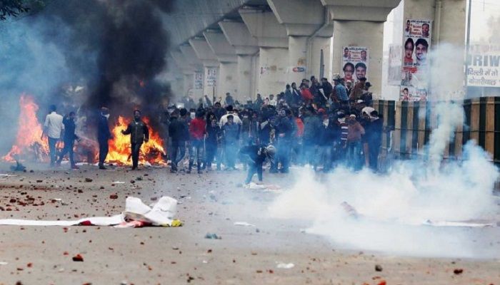 Large Gatherings Banned after Violent Protests in Delhi