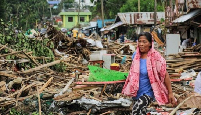 Tropical Storm Ruins Christmas for Filipinos