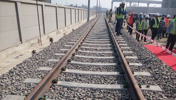 Road Transport and Bridges Minister Obaidul Quader inaugurates the installation of metro rail’s tracks in Dhaka's Diabari area on Wednesday, January 1, 2019. Photo: Collected