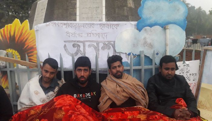 Rape of Fellow: Four DU students Go on Hunger Strike