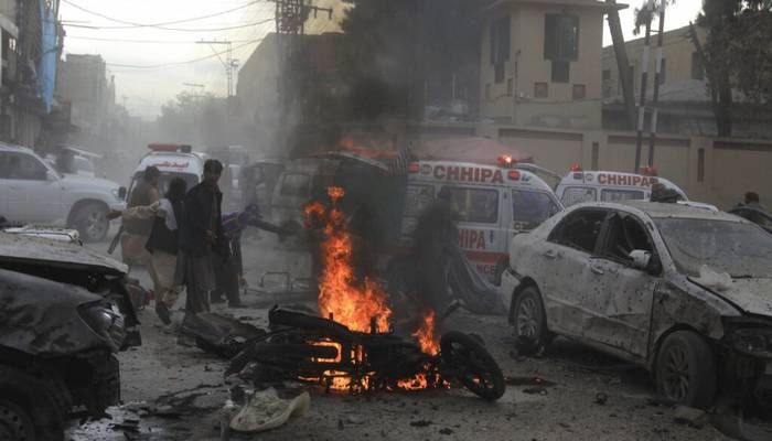Suicide Bombing in Pakistan Islamist Rally; 8 Dead