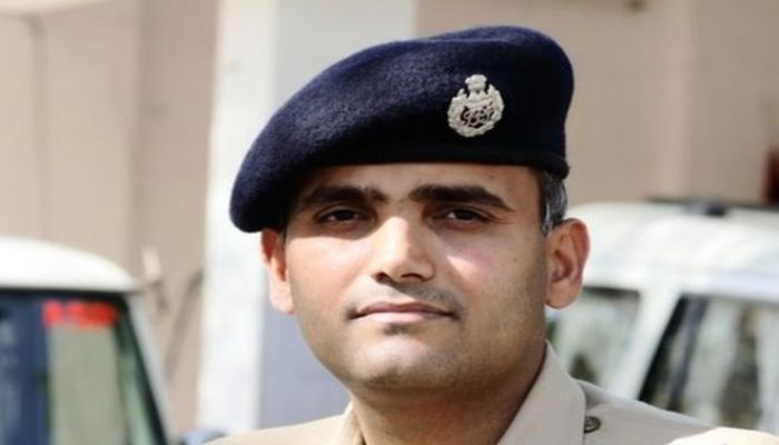 Delhi Violence: 'Hero Cop' Who Braved a Mob to Save Lives