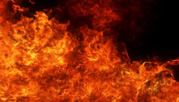 8 of a Family Suffer Burns in Narayanganj Fire