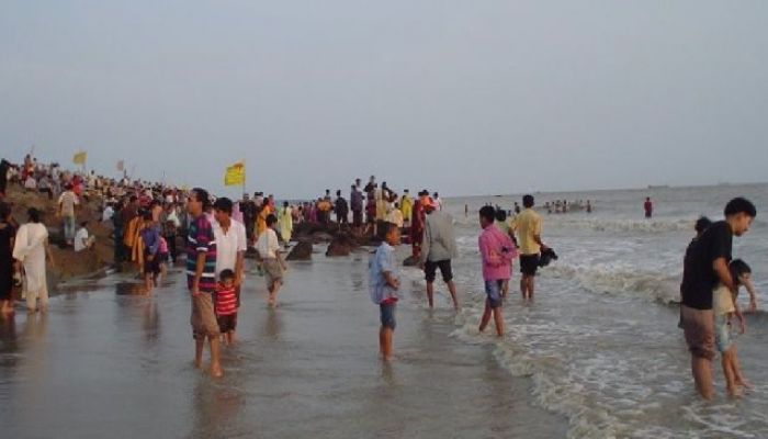CMP Imposes Ban on Gathering at Patenga Sea Beach