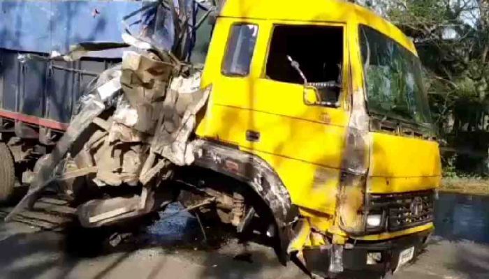 5 Killed in Bagerhat Bus-Truck Collision 
