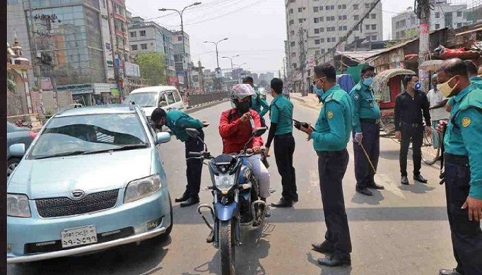 Police Go Tough on Errant Dhaka Residents
