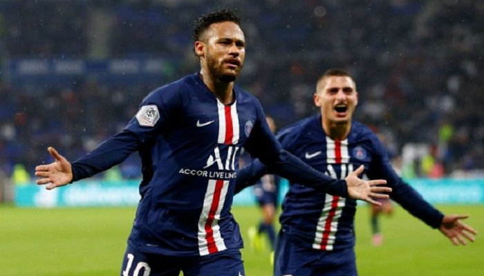 Paris St Germain superstar Neymar celebrates scoring their first goal against Ligue 1 title rivals Olympique Lyonnais at the Groupama Stadium in Lyon on September 22. Photo: Collected from Reuters