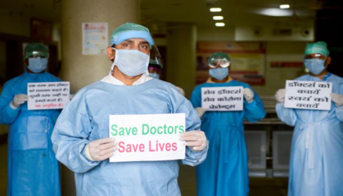 Indian Government Boosts Protection for Health Workers 