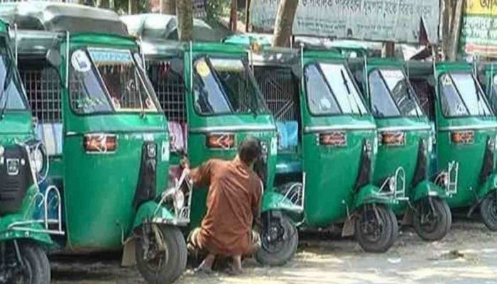 Autorickshaw, Tempo Workers ‘Not Getting Food Aid’   