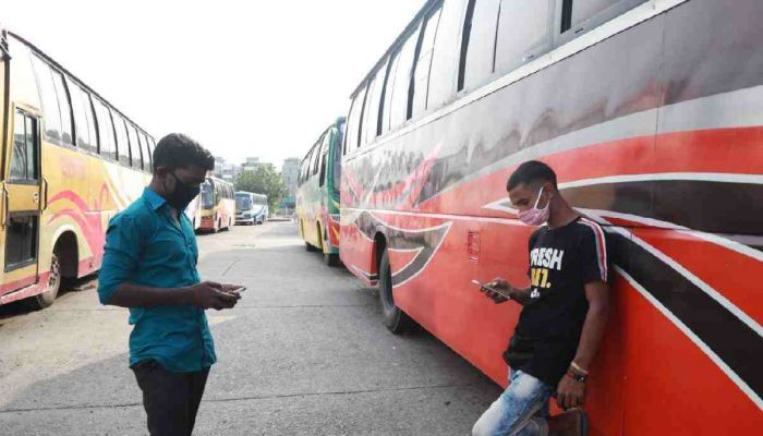 Govt Increases Bus Fares by 60 pc