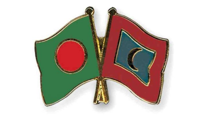 1,200 Bangladeshis Return Home from Maldives   