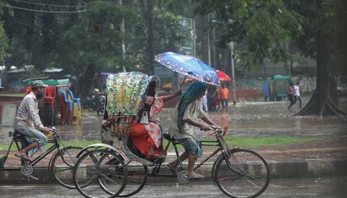 Light to Moderate Rain Likely Across Country