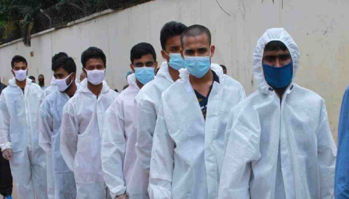 Inappropriate PPE Use in Covid-19 Fight May Invite Danger: Experts