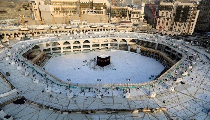 Saudi Arabia Considers Cancelling Hajj