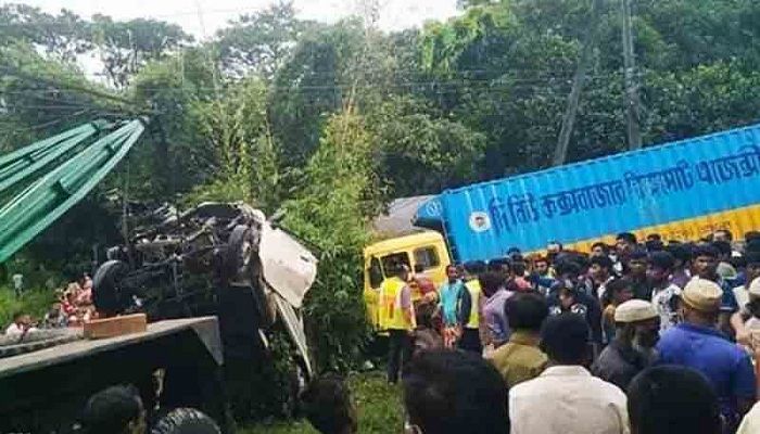 Road Crash Kills 6 in Cox’s Bazar