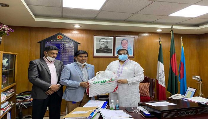 Saif Powertec Provides Masks, PPEs for Sports Ministry