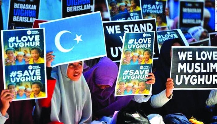 Indonesian Muslims demonstrate to denounce the Chinese goverment's policy on Uyghur Muslims. -AFP