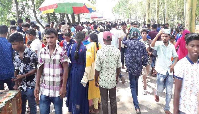 Pandemic Leaves 20,000 People Jobless in Khulna