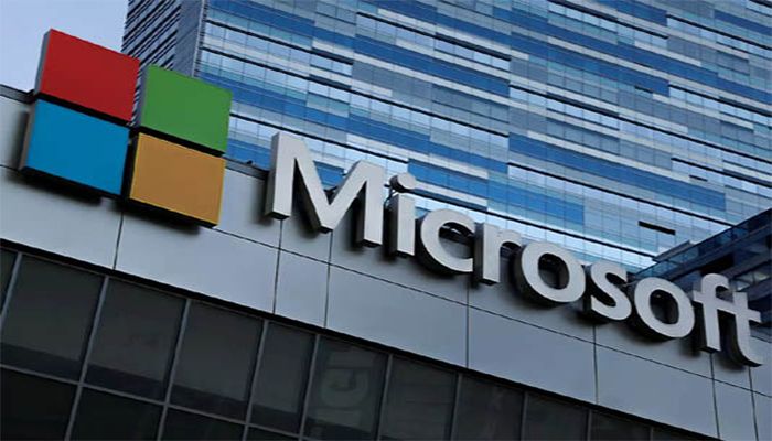 Microsoft Defends Fortnite Maker in Apple Fight