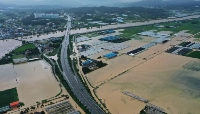 Heavy Rains in S. Korea Displace More Than 1,000 People, 13 Dead