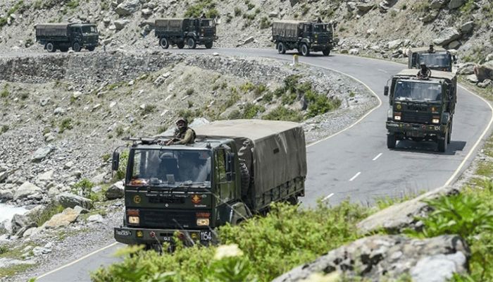 China-India Standoff Risks Unintentional War: Experts