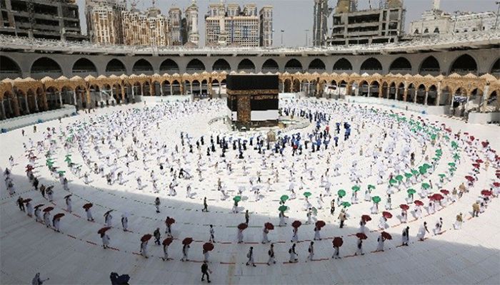 Saudi Arabia to Gradually Resume Umrah Pilgrimage from Oct 4  