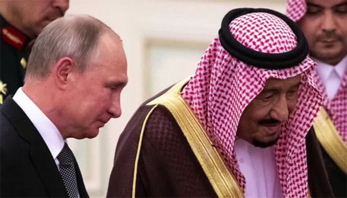Putin, Saudi King Discuss Joint Vaccine Production: Kremlin  
