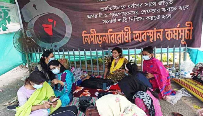  Protestant on Hunger Strike Demanding Nur's Arrest Falls Sick