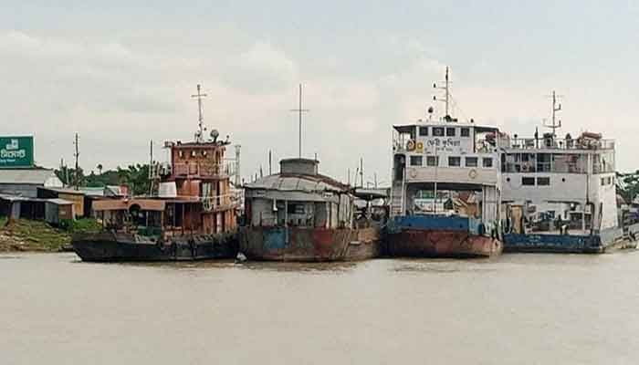 Ferry Services on Shimulia-Kathalbari Route Suspended Again  