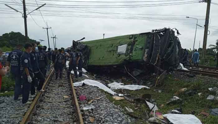 17 Dead in Thailand Bus-Train Collision  