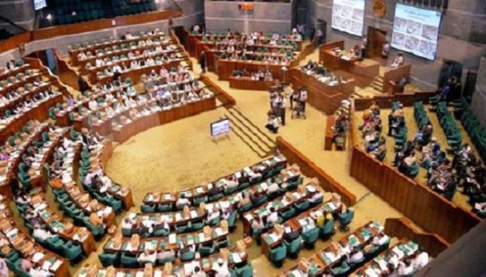 Reopening of Schools Demanded in Parliament
