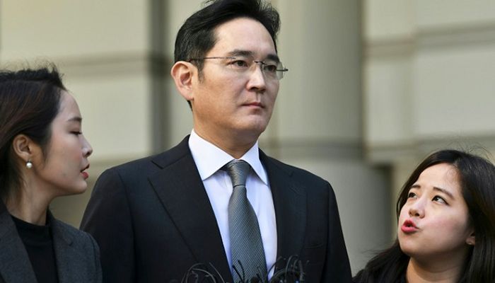 Samsung Chief Jailed over Corruption Scandal