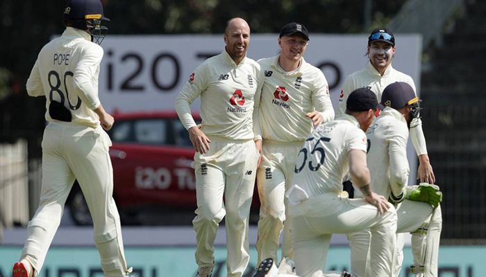 England Dismiss India for 329 in Second Test