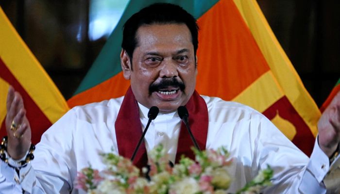 Sri Lanka PM Mahinda Rajapaksa Leaves Dhaka for Home