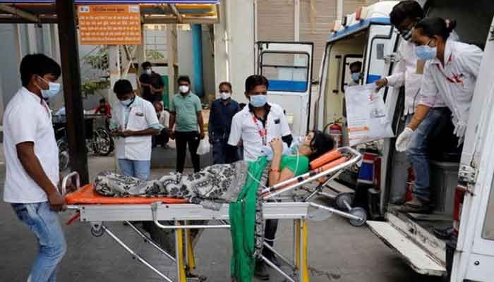 India's New Covid-19 Cases Stay above 300,000, Army Called to Help   