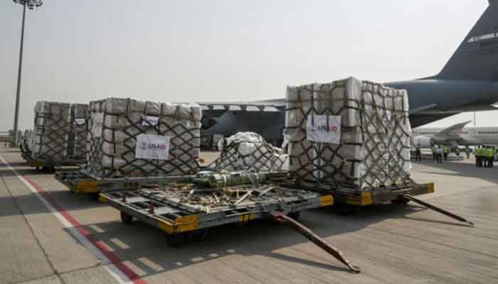 Coronavirus disease (Covid-19) relief supplies from the United States are seen on the tarmac after being unloaded from a US Air Force aircraft at the Indira Gandhi International Airport cargo terminal in New Delhi, India April 30, 2021|| Photo: Reuters 