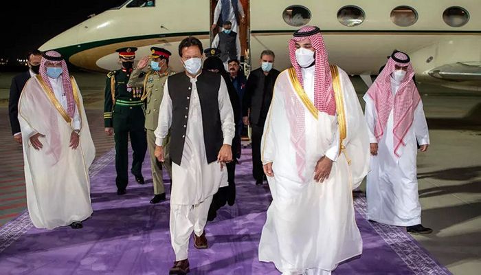 Saudi-Pakistan Vow to Reset Strained Ties