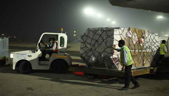 UK Sending 1,000 More Ventilators to India 