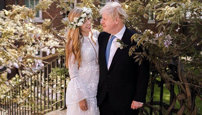 Boris Johnson and Carrie Symonds in the garden of 10 Downing Street after their wedding || Photo: BBC 