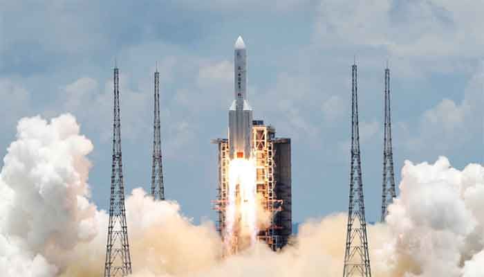he Long March 5 Y-4 rocket, carrying an unmanned Mars probe of the Tianwen-1 mission, takes off from Wenchang Space Launch Center in Wenchang, Hainan Province, China July 23, 2020 || REUTERS Photo. 