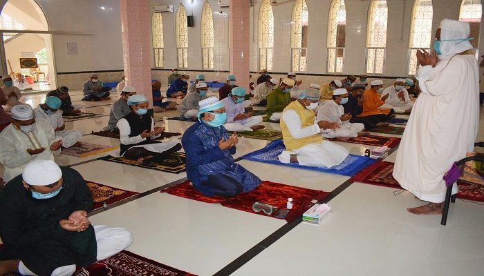 Ministry of Religious Affairs has imposed 9 restrictions on religious institutions of all religions and congregational prayers in mosques. || Photo: Collected 