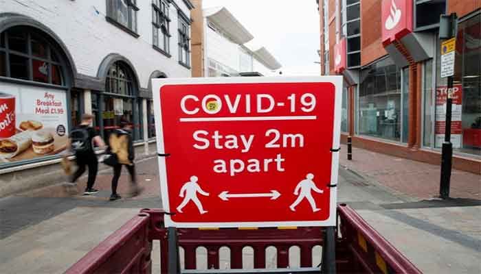 A social distancing sign is seen amid the spread of Covid-19, in Leicester, Britain, May 27, 2021 || Photo: Reuters