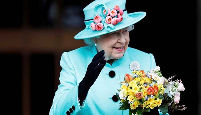 President, PM Greet British Queen on Her Birthday