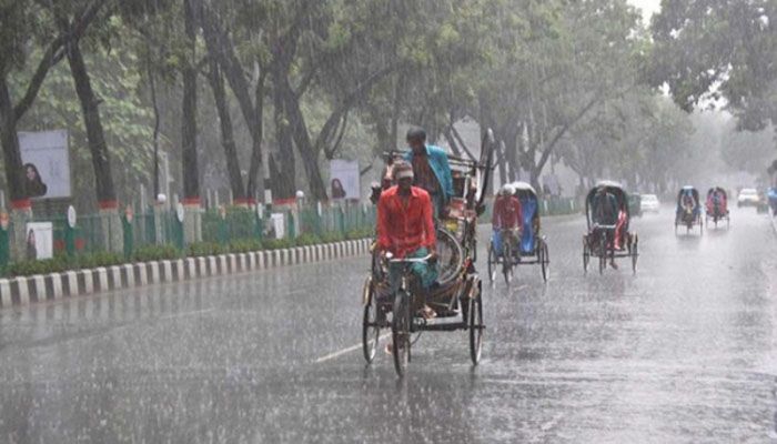 Rain both relief and pain in Dhaka || Photo: Collected 